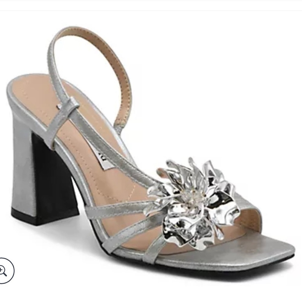 Silver heels-NEW